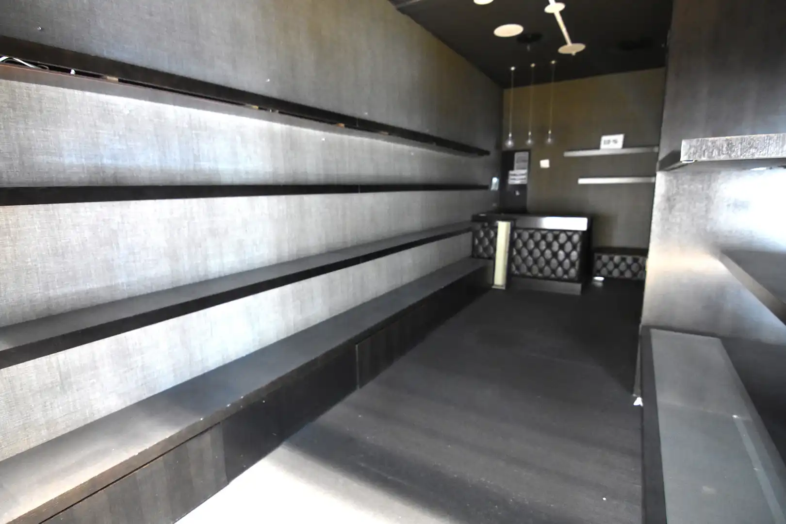 Local comercial en alquiler en Rúa Ramón y Cajal, imagen 3