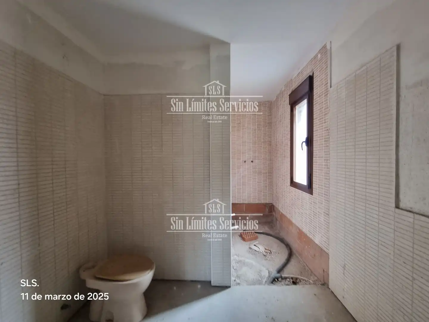 Bany de Casa o xalet en venda en Griñón amb Calefacció, Jardí privat i Terrassa
