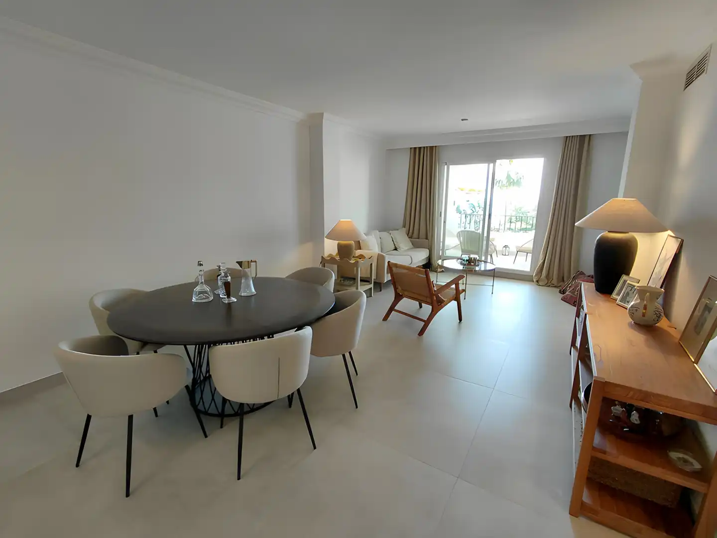 Apartamento con piscina en venta en Milla de Oro, imagen 4