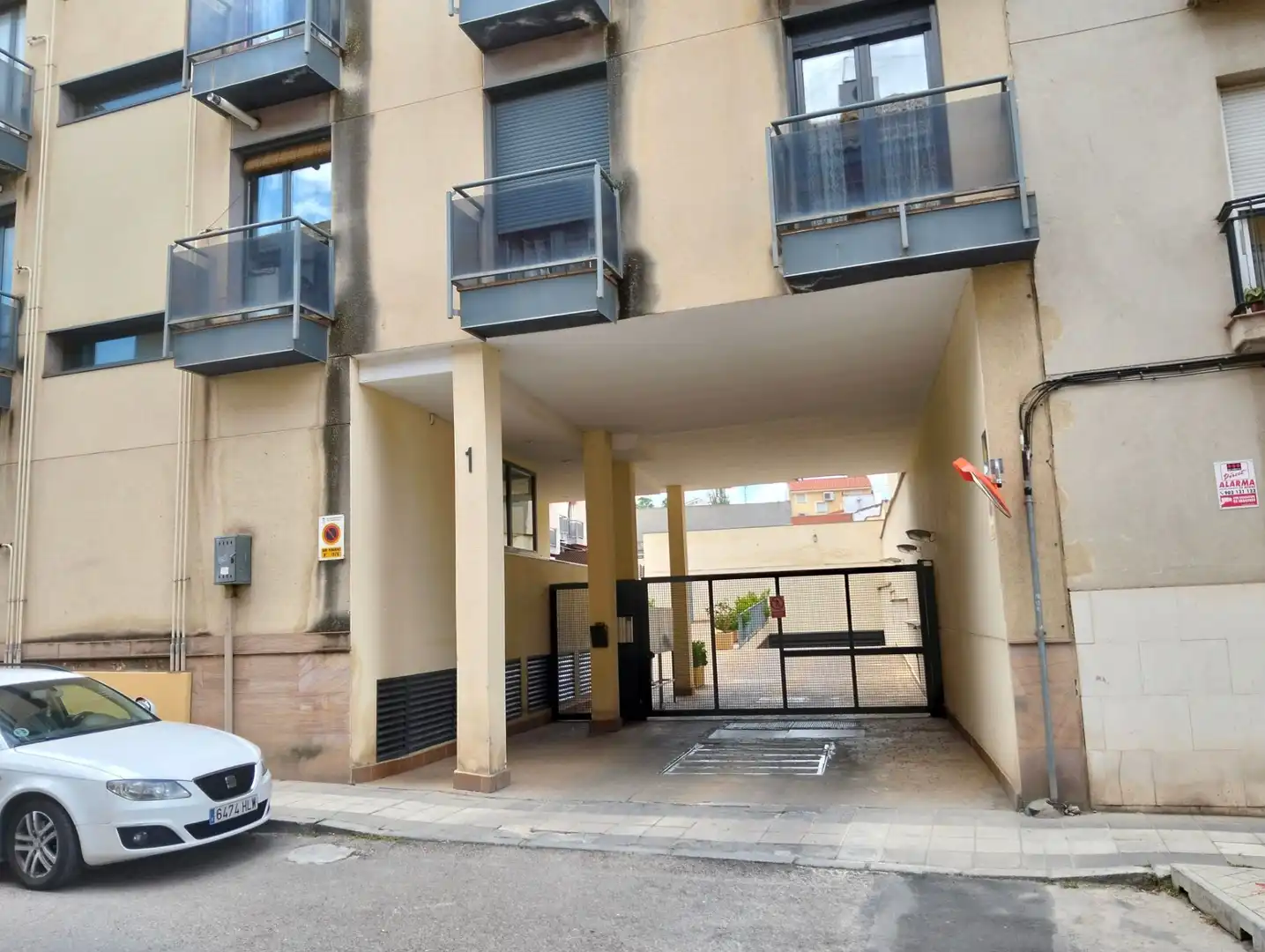 Parking de Piso en venta en Aranjuez con Aire acondicionado, Calefacción y Jardín privado
