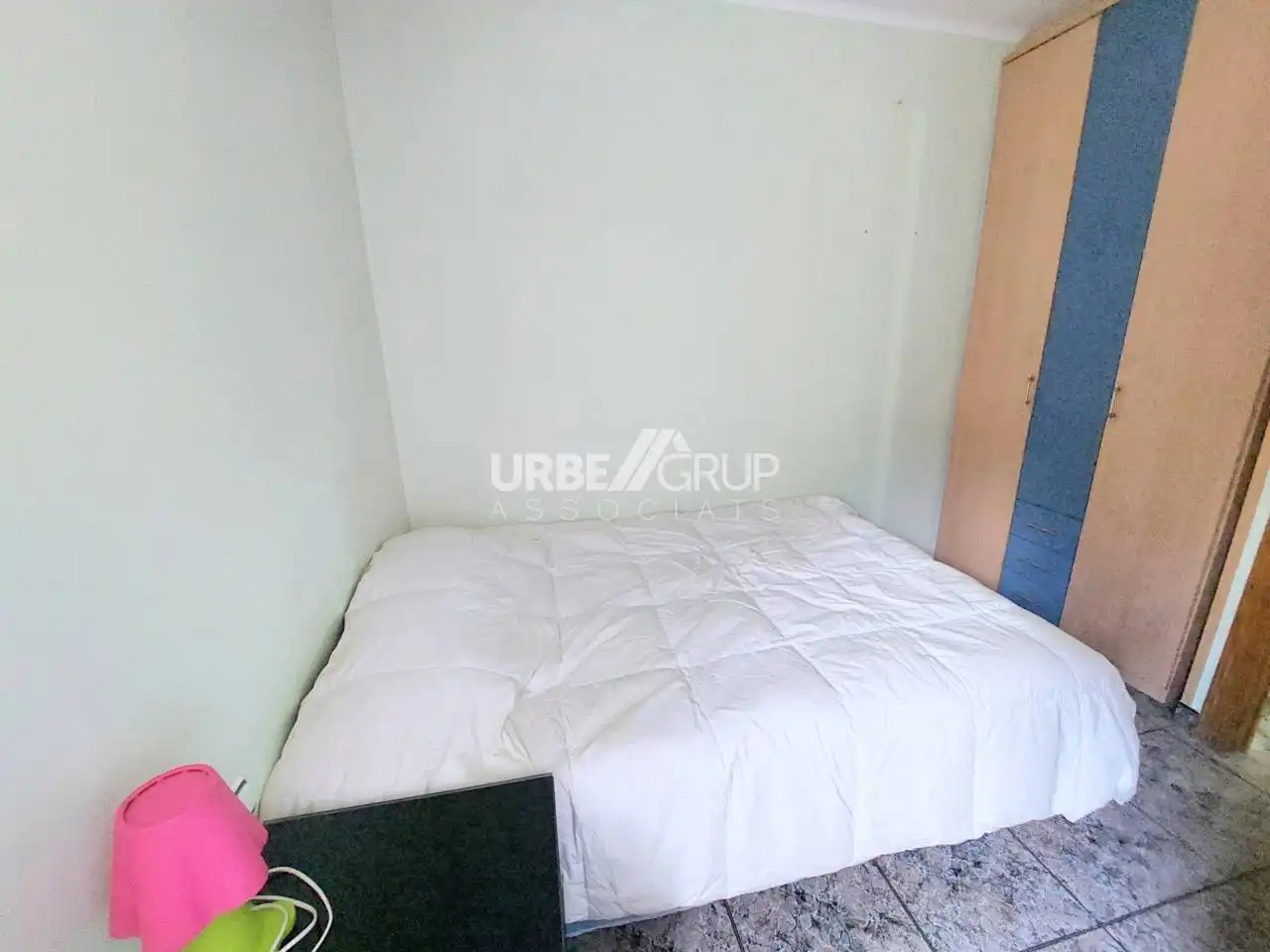 Habitación de Casa adosada en venta en Collbató con Calefacción y Jardín privado