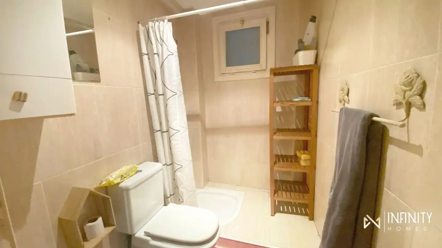 Bathroom of Duplexes for rent in Bilbao   with Heating