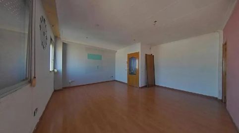 Cornellà de Llobregat. (Barcelona) EN RENTABILIDAD (se vende alquilado, no se puede visitar ni hipotecar)., imatge 5