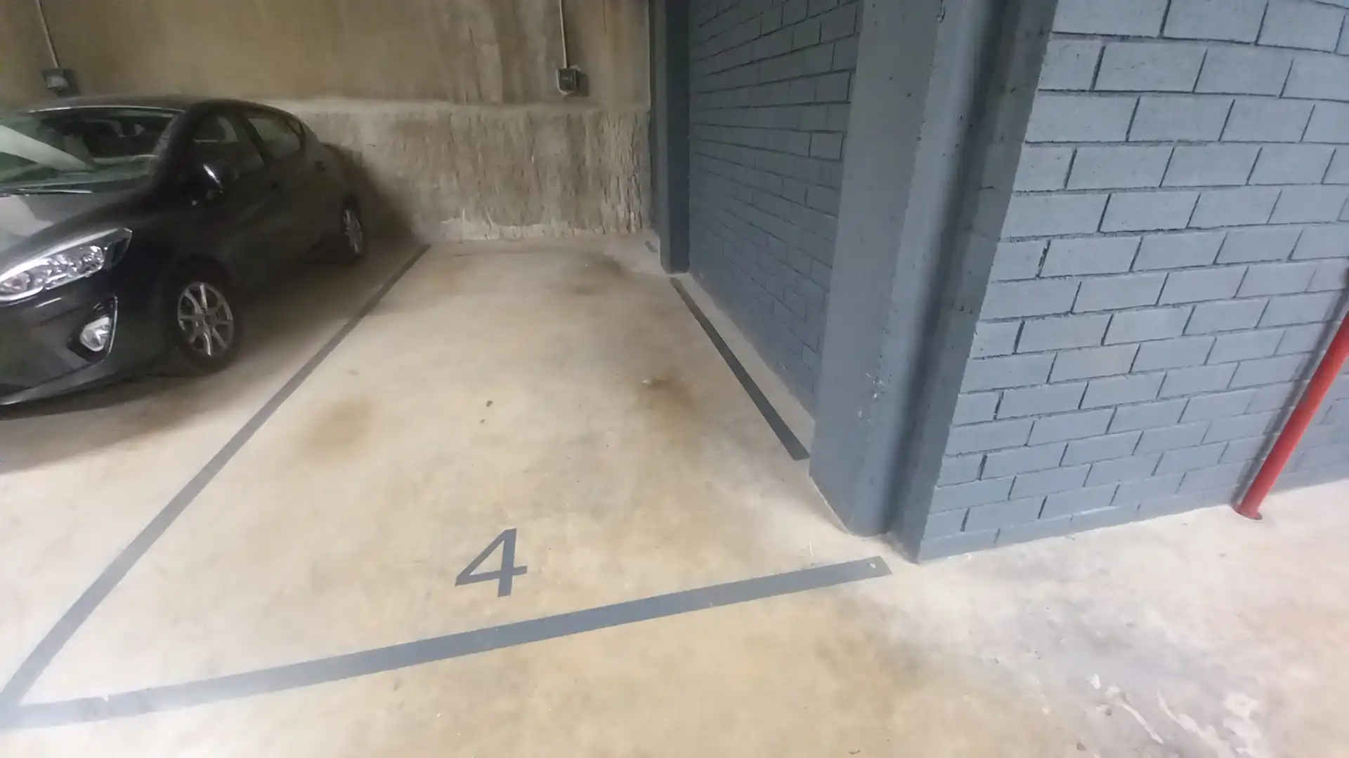 Parking de Planta baja de alquiler en Sant Cugat del Vallès con Aire acondicionado, Calefacción y Jardín privado