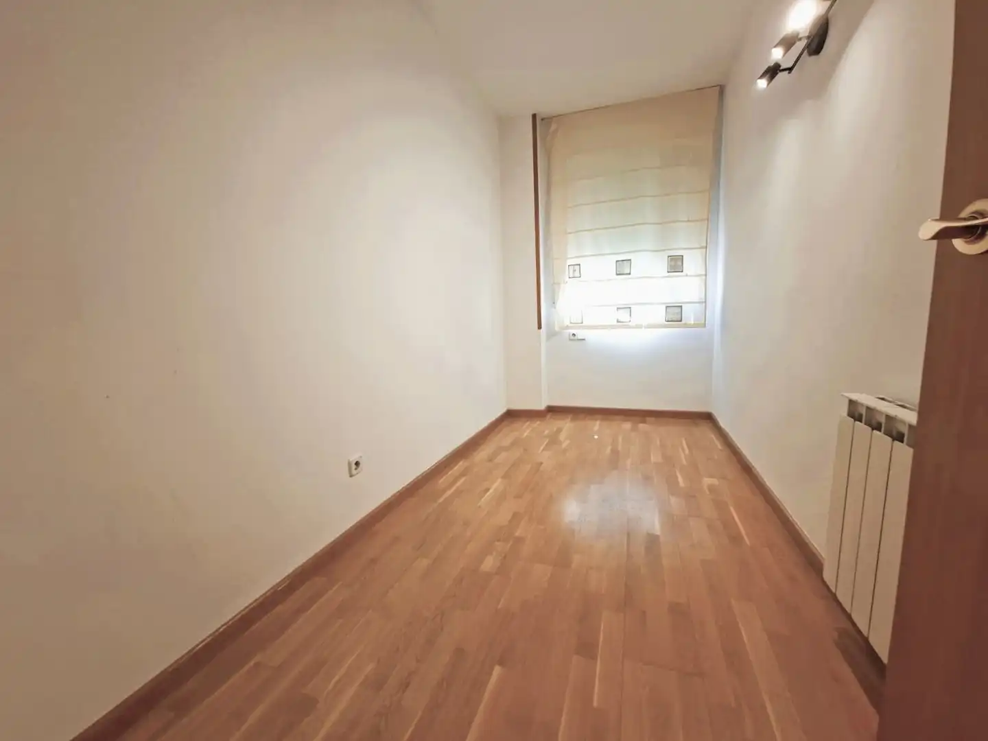 Schlafzimmer von Wohnung zur Miete in Mataró mit Heizung und Terrasse