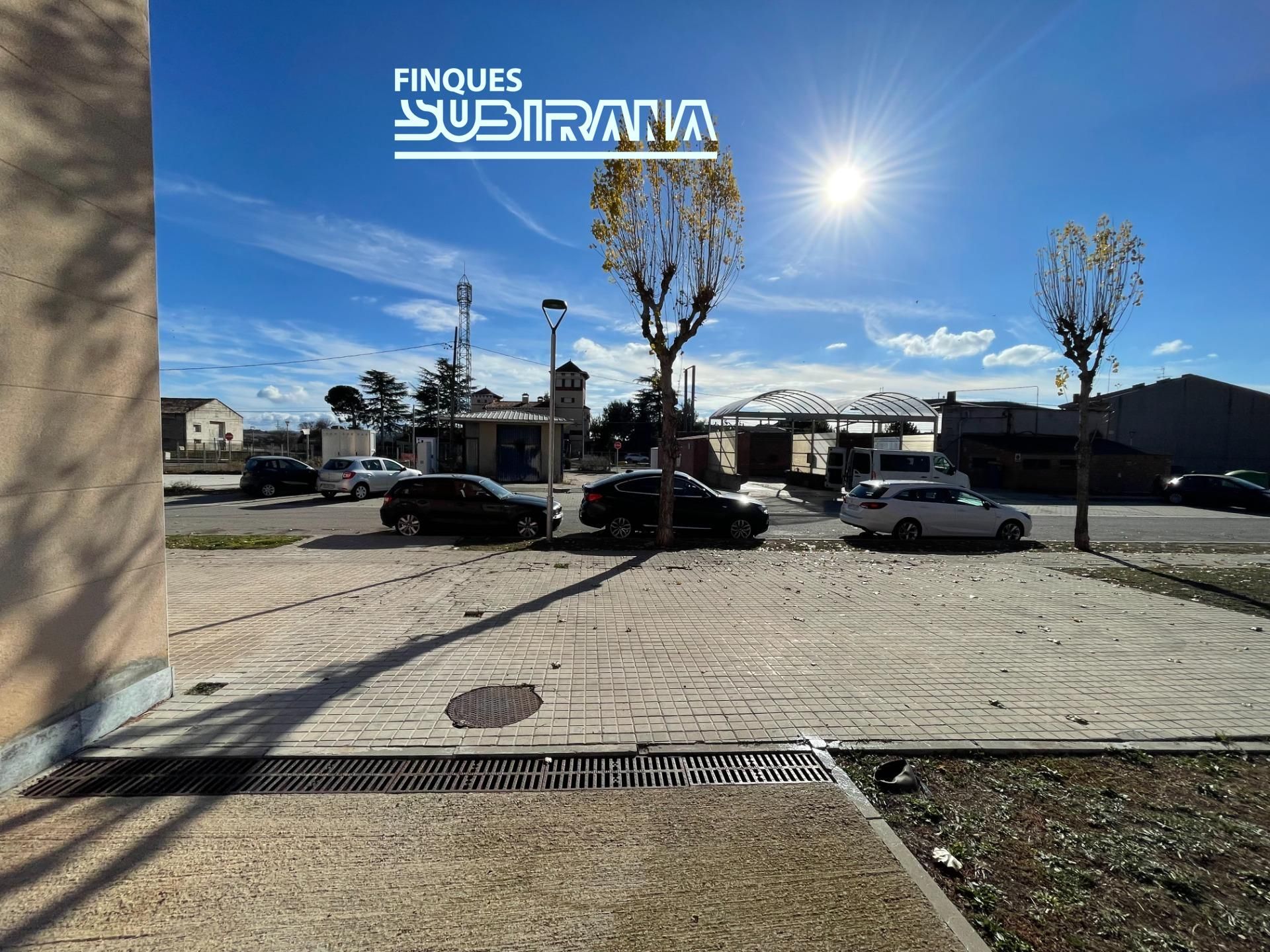 Aparcament de Local en venda en Calaf