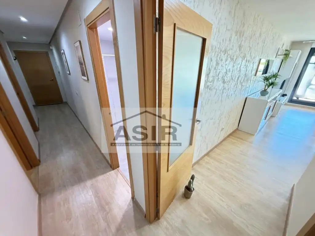 Piso en venta en Alzira con Terraza