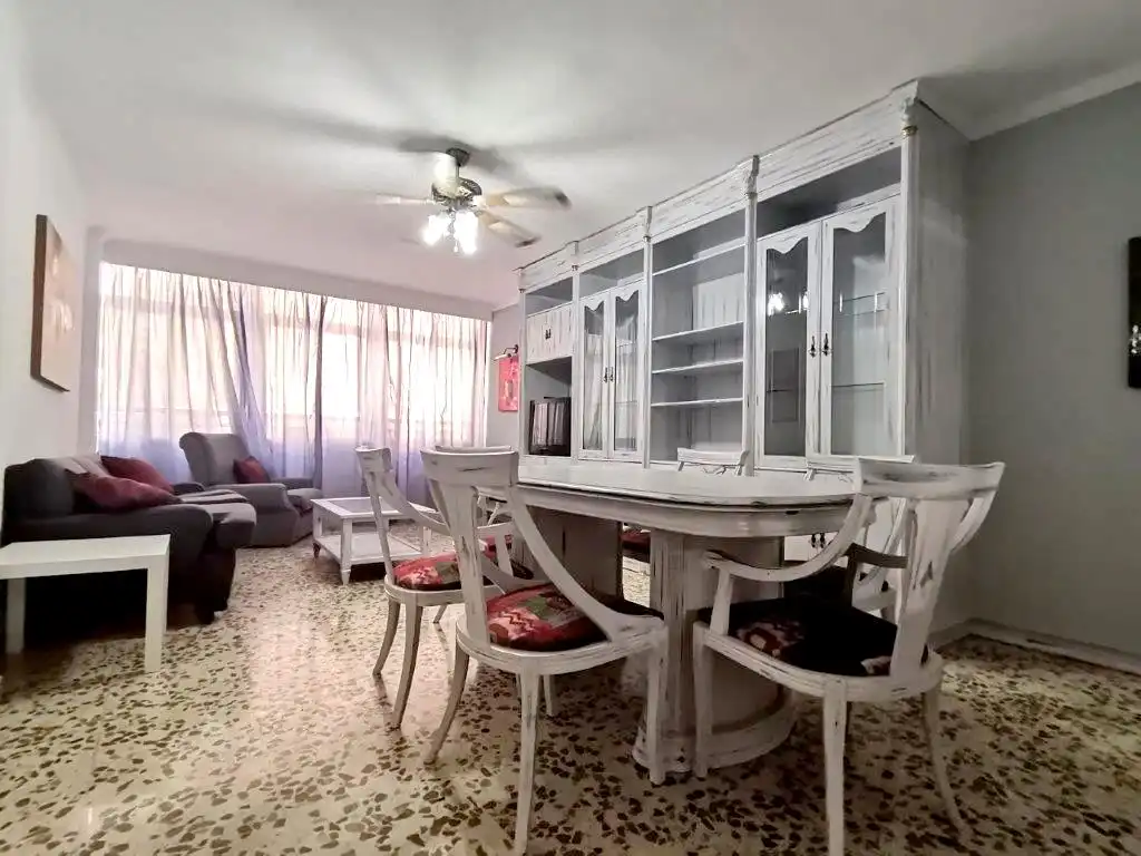 Comedor de Piso de alquiler en Málaga con Aire acondicionado, Calefacción y Terraza