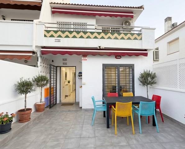 Casa adosada en Venta en Cunidor