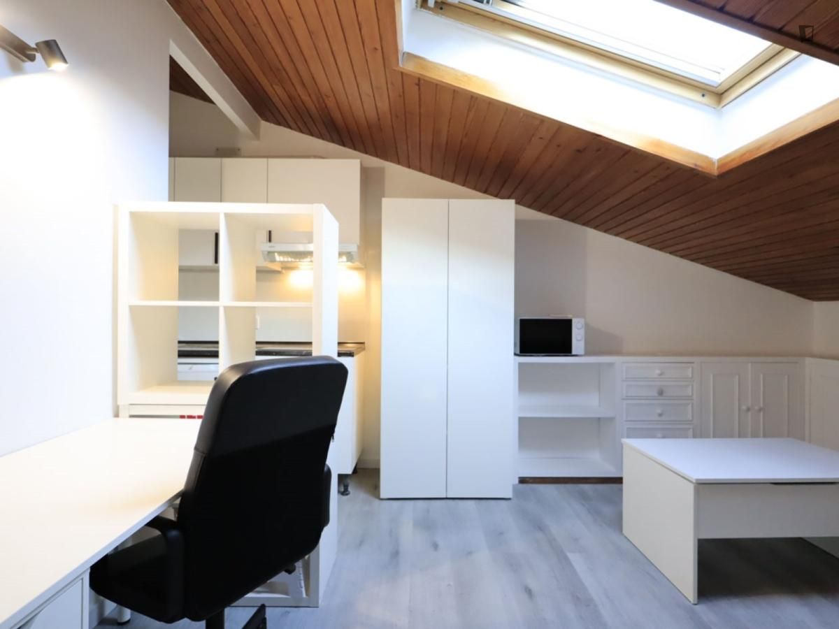 Study to rent in Sant Francesc