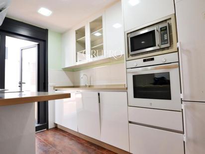 Kitchen of Single-family semi-detached for sale in Vigo   with Air Conditioner and Terrace