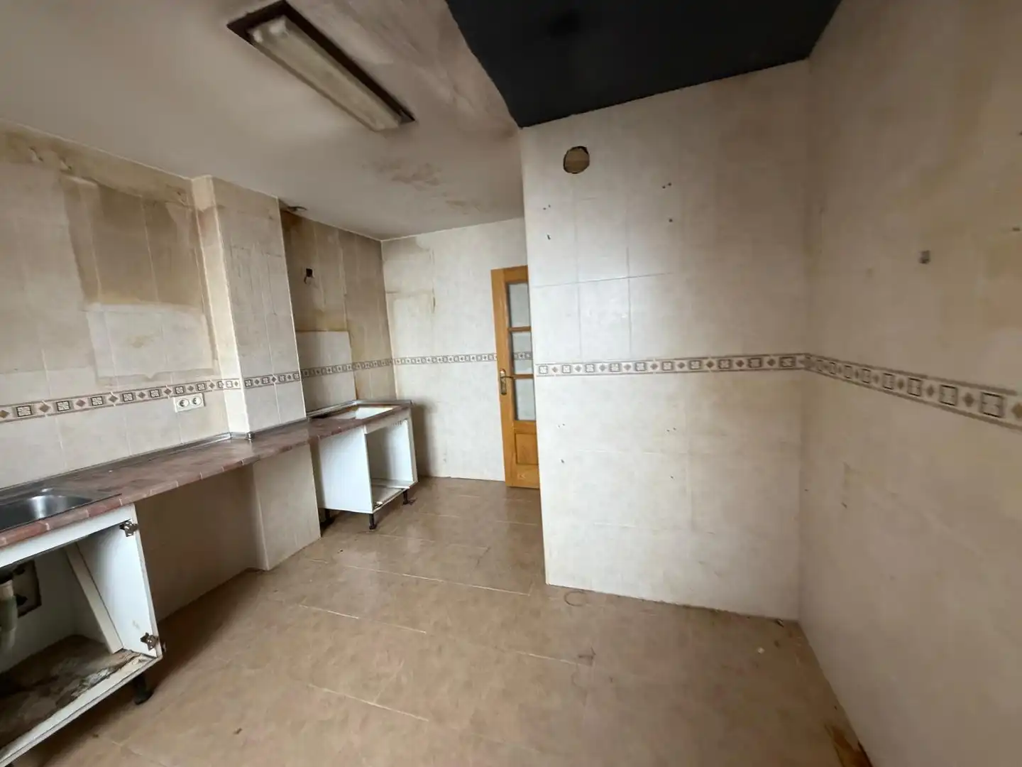 Cuina de Pis en venda en Miguel Esteban amb Piscina