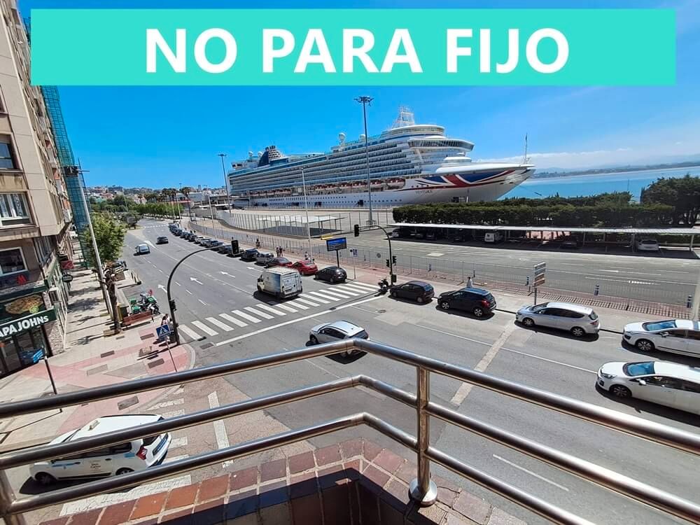 Aparcament de Pis de lloguer en Santander amb Calefacció, Terrassa i Moblat