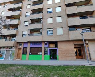 Vista exterior de Local de lloguer en  Logroño amb Terrassa