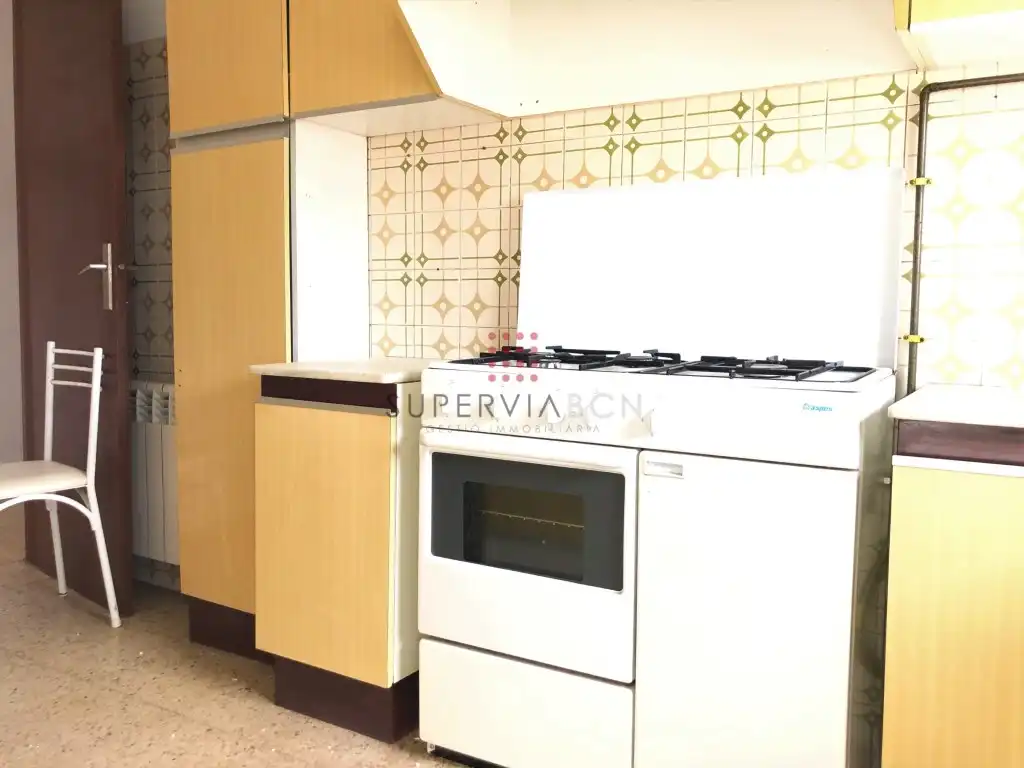 Kitchen of Flat for sale in Avinyó  with Heating