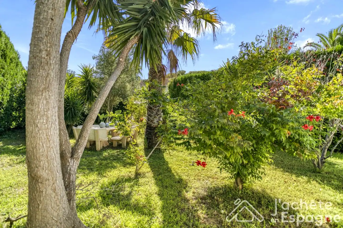 Garden of Buildings for sale in Vinaròs