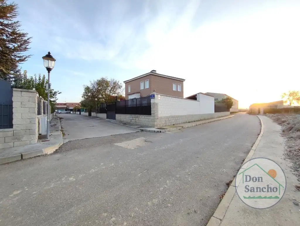 Außenansicht von Residential zum Verkauf in Olmos de Esgueva