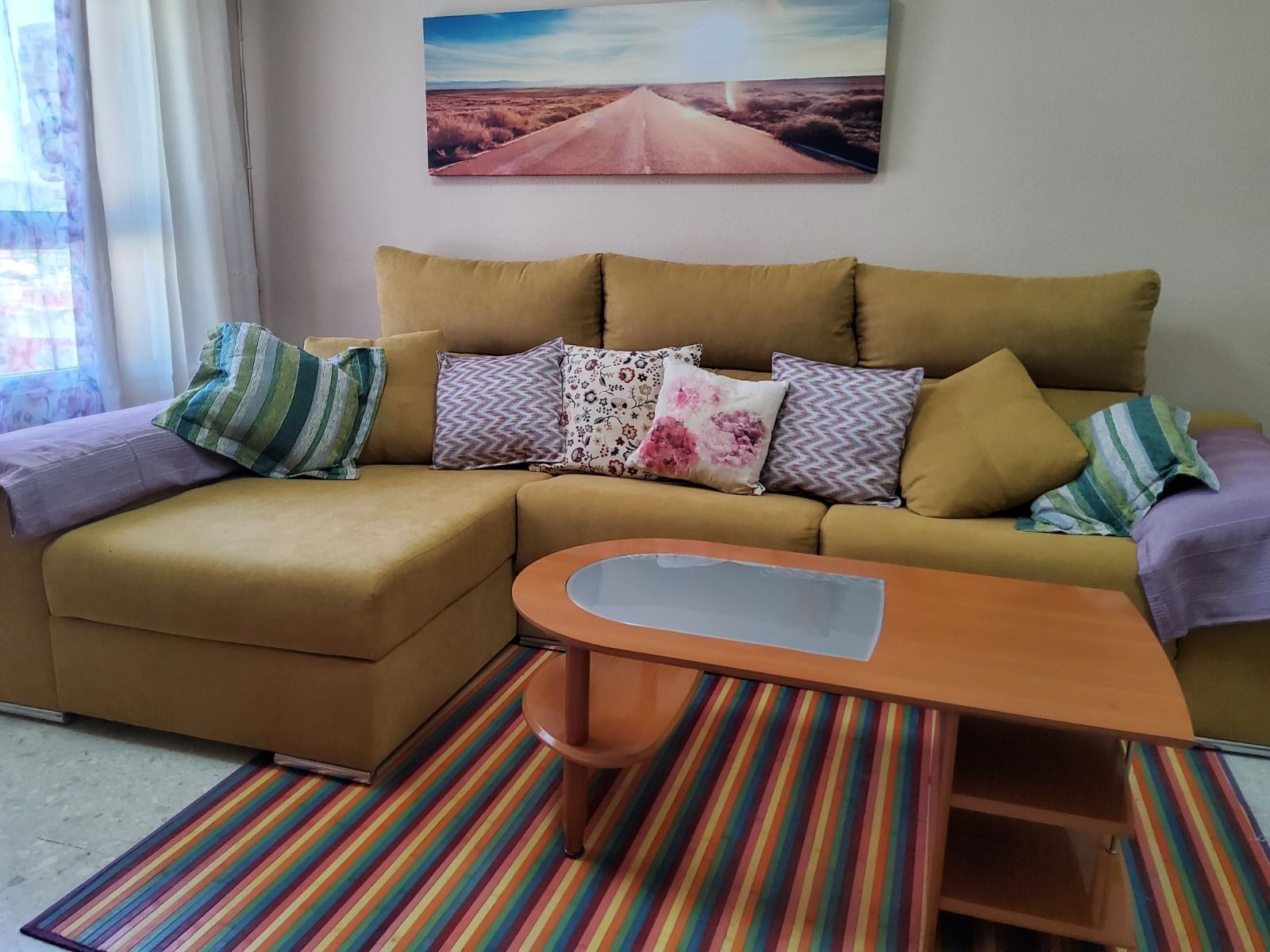 Living room of Flat to rent in Algeciras  with Furnished