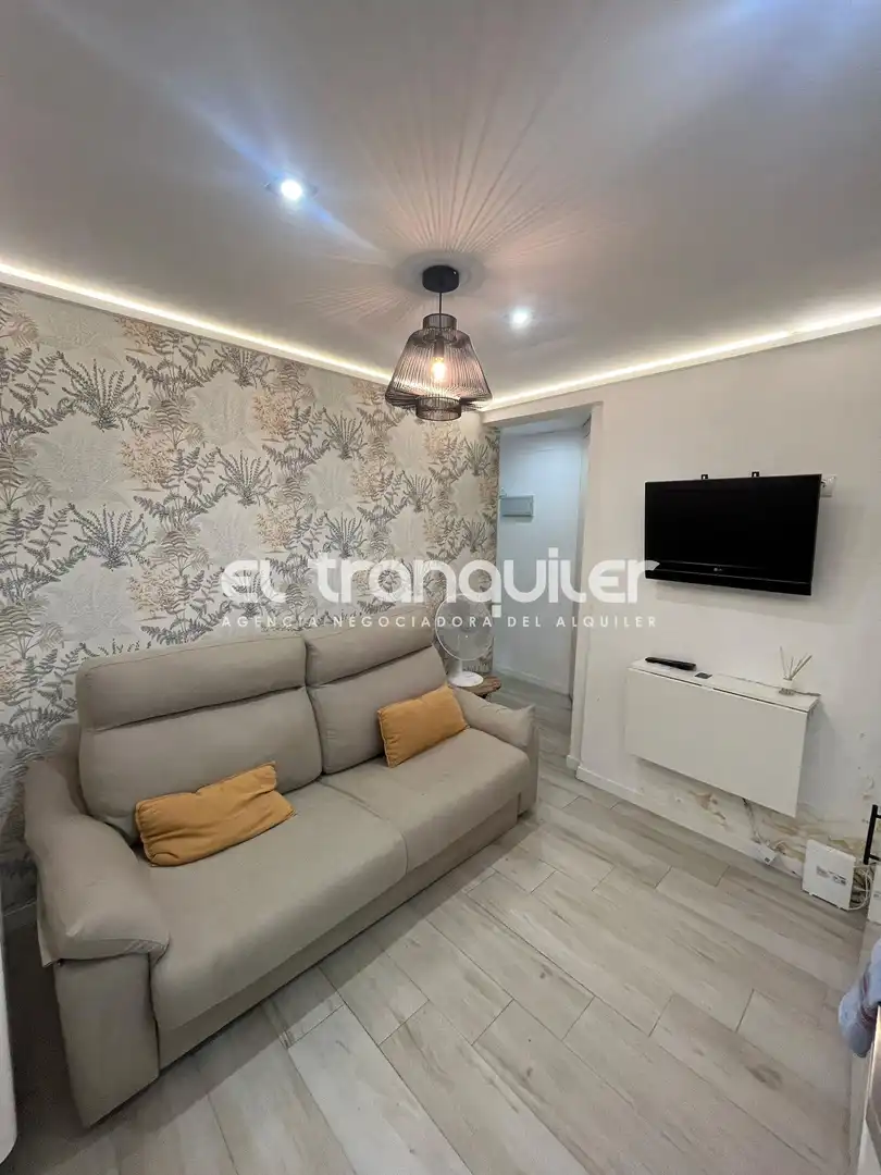 Living room of Study for sale in Madrid  with Furnished