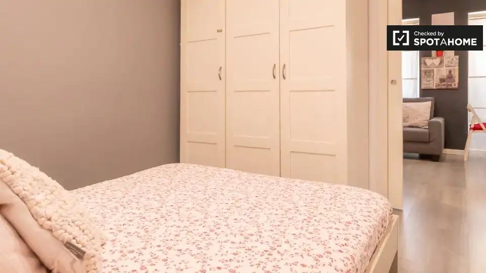 Habitación de Piso de alquiler en Madrid con Aire acondicionado, Calefacción y Amueblado