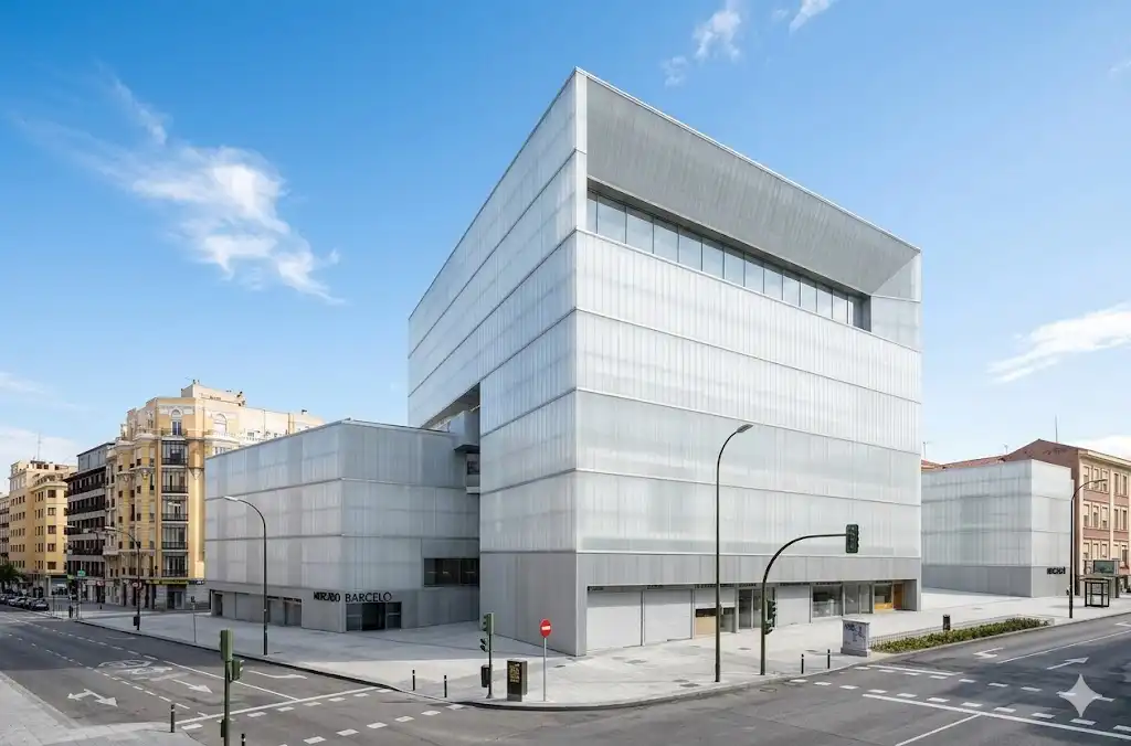 Vista exterior de Local en traspaso en Madrid con Aire acondicionado y Calefacción