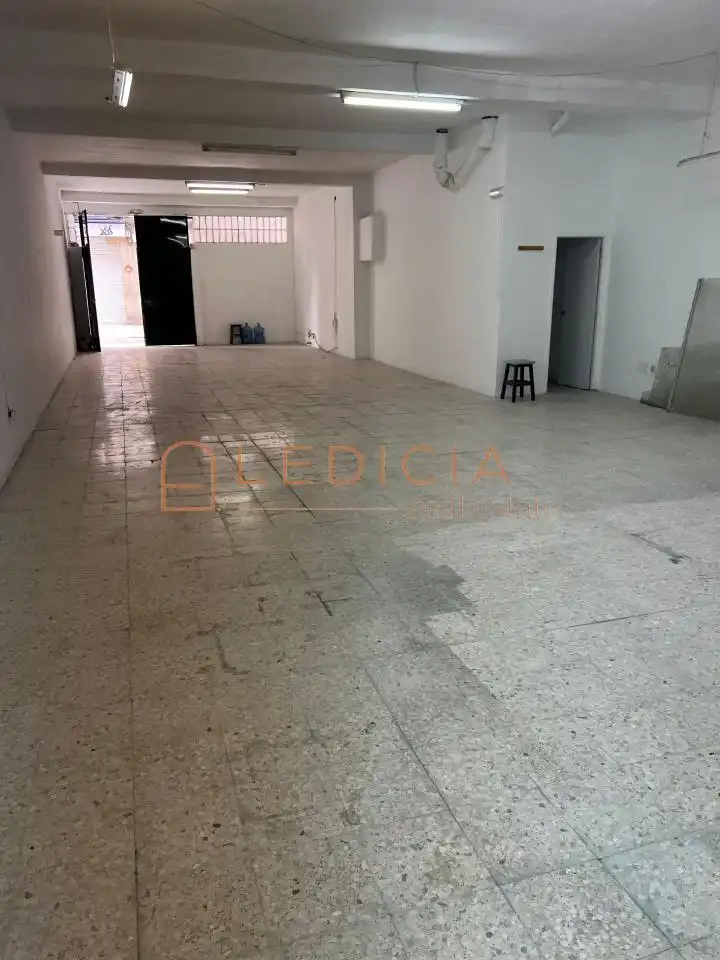 Commercial properties for rent in COLOMBIA, Casablanca - Calvario