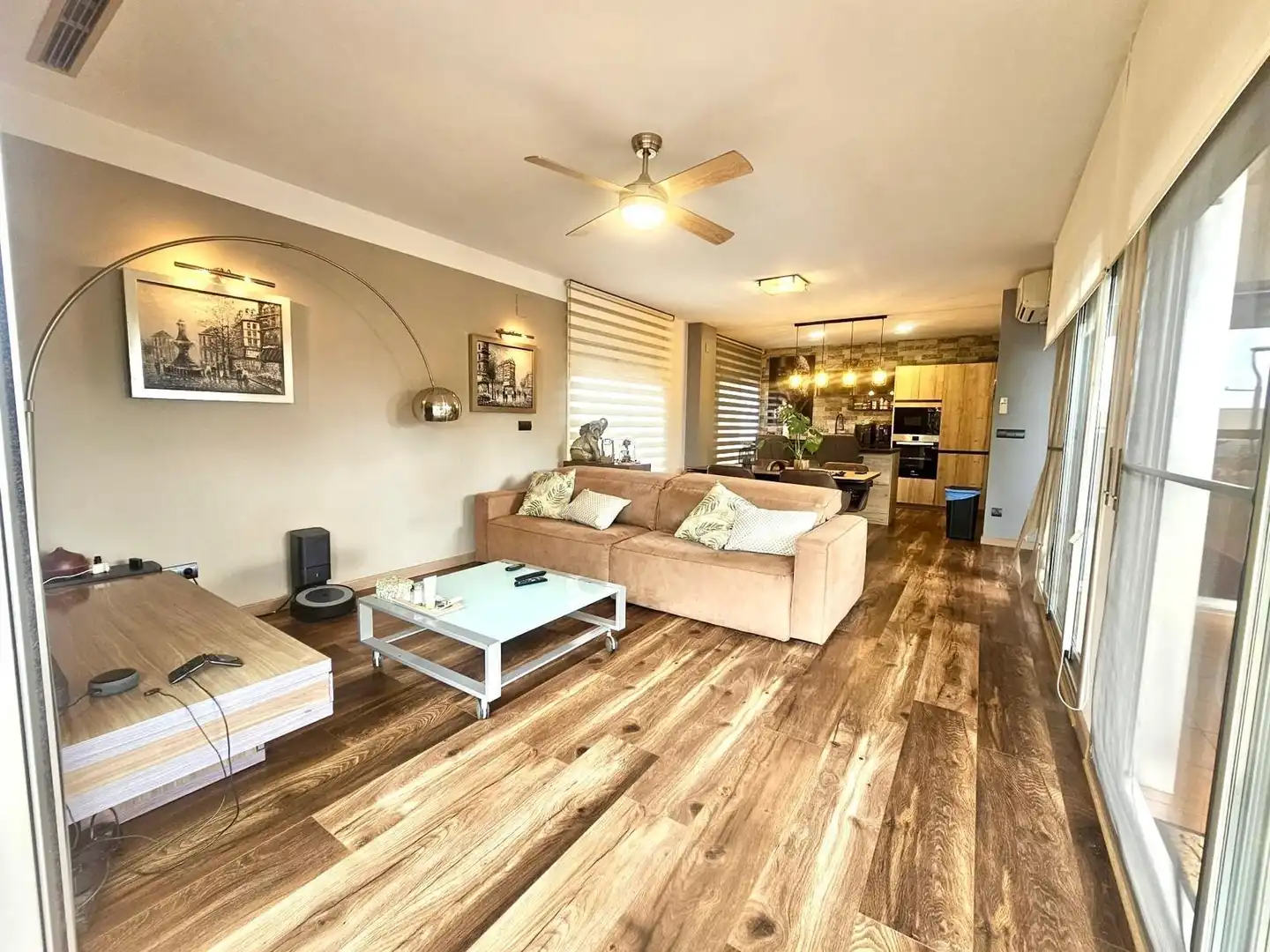 Wohnzimmer von Wohnung zum Verkauf in La Ràpita mit Klimaanlage, Heizung und Privatgarten
