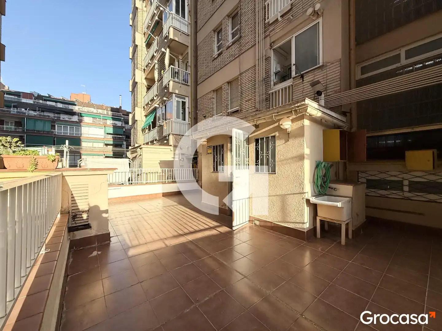 Terrassa de Pis en venda en Barcelona amb Calefacció, Jardí privat i Terrassa