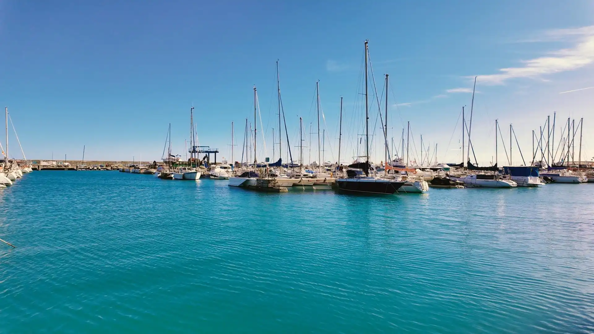 Exterior view of Flat for rent in Canet d'En Berenguer  with Air Conditioner, Heating and Terrace