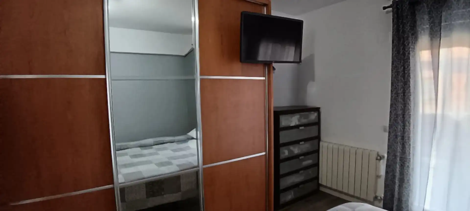 Habitación de Casa adosada en venta en Torres de Berrellén con Aire acondicionado, Calefacción y Terraza