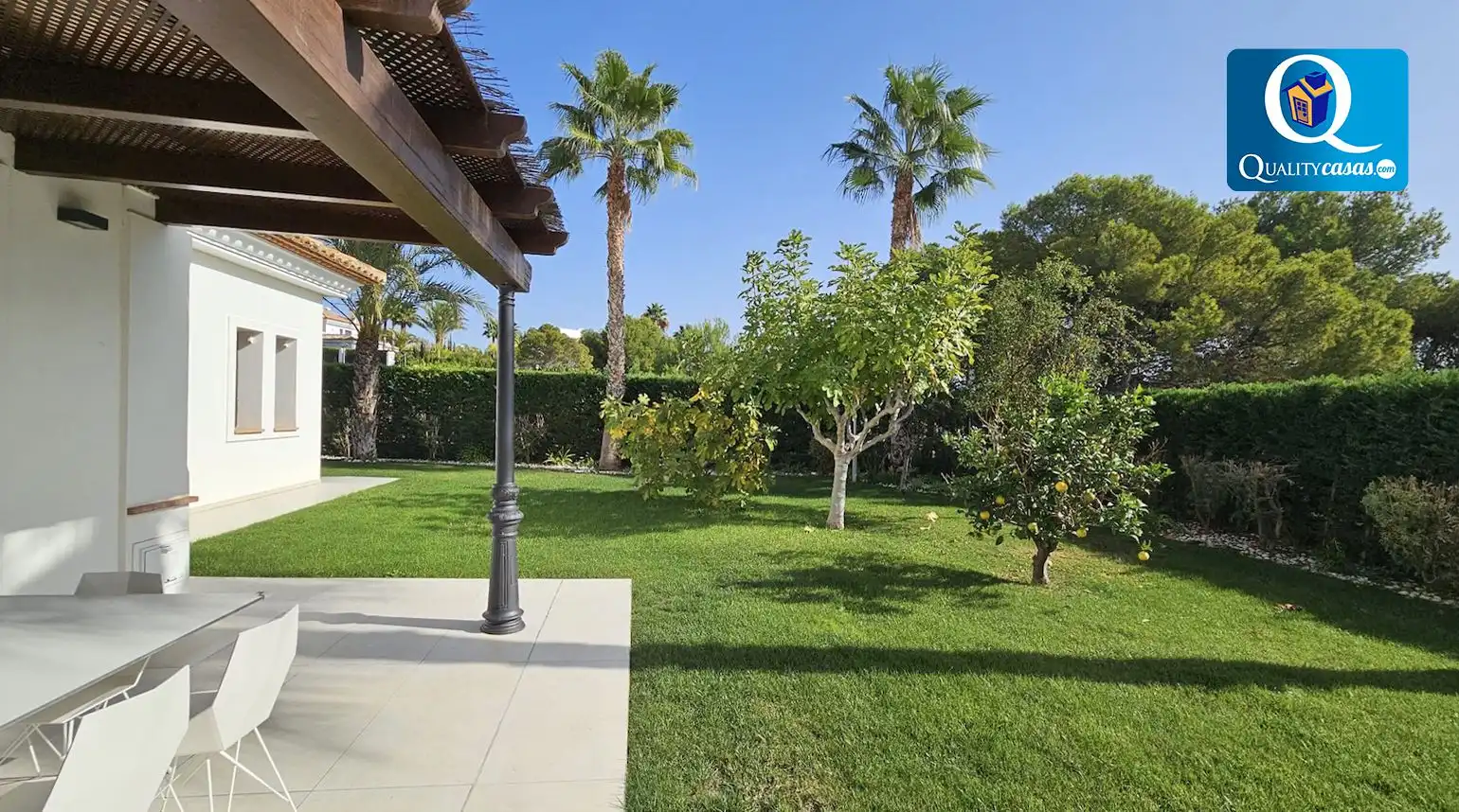 Villa avec terrasse à vendre à Golf Bahía, imagen 3