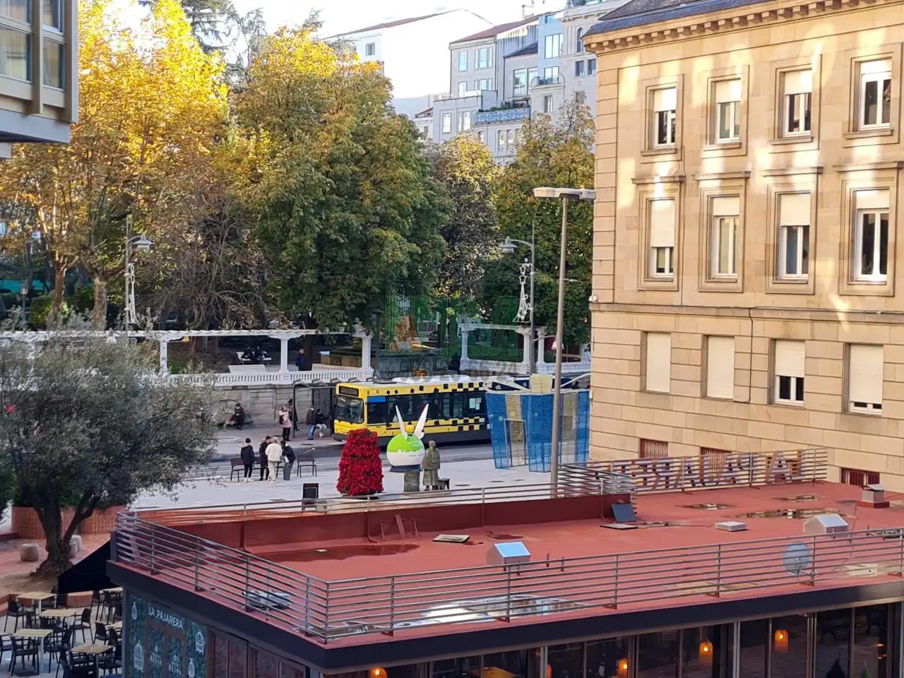 Vista exterior de Pis de lloguer en Ourense Capital  amb Calefacció, Parquet i Traster