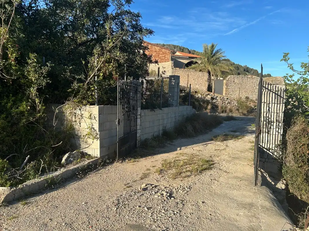 Finca rústica en venda en Oliva amb Moblat