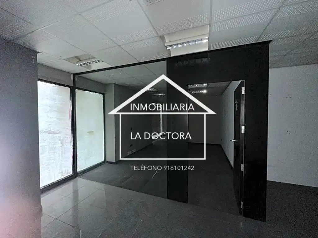 Vista exterior de Local en venta en Alcorcón