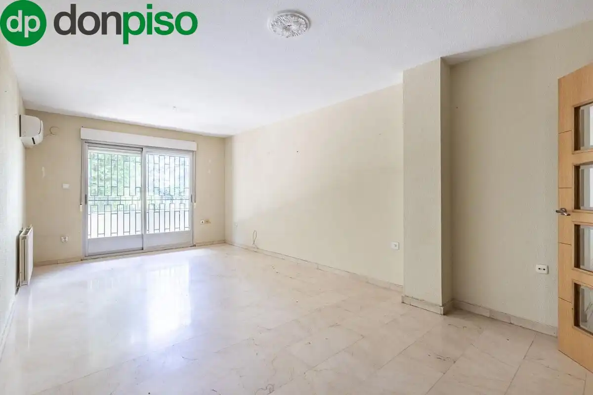 Piso en venta en Calle Bajo de Huétor, 19, Cervantes