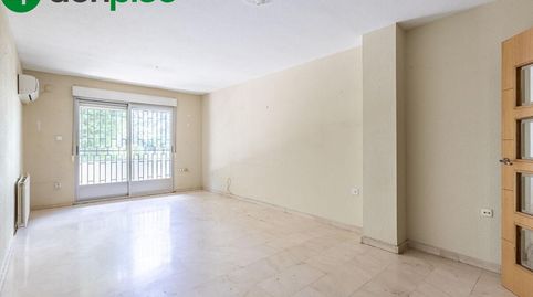 Foto 4 de Piso en venta en Calle Bajo de Huétor, 19, Cervantes, Granada Capital