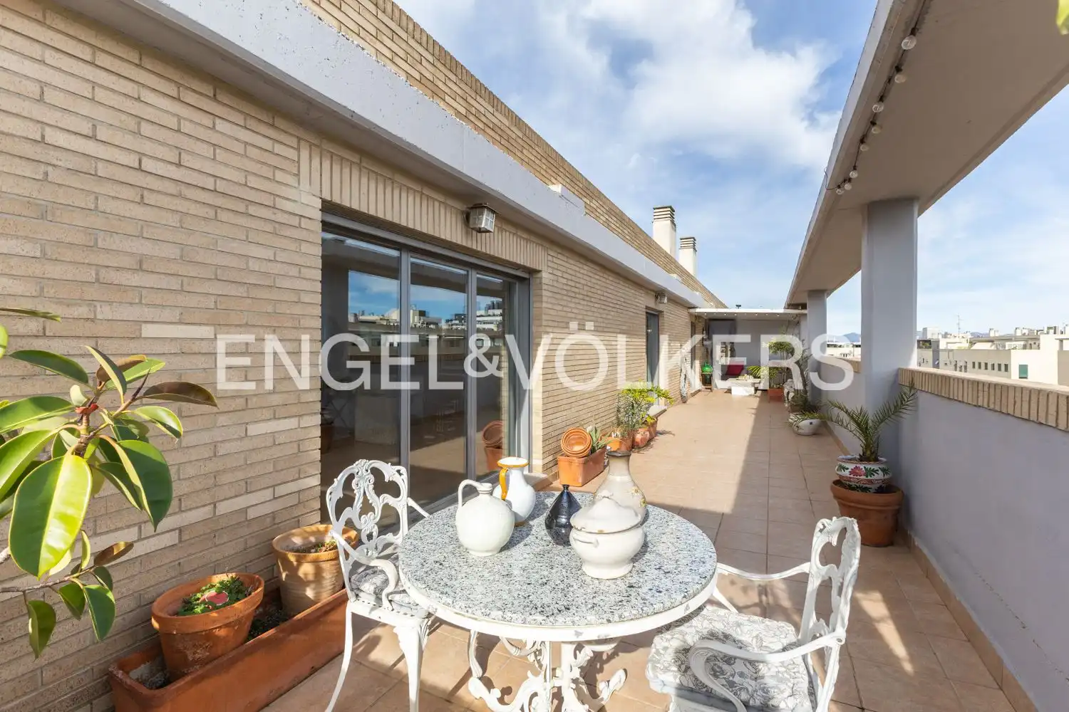 Terraza de Ático en venta en Valencia con Aire acondicionado, Calefacción y Jardín privado