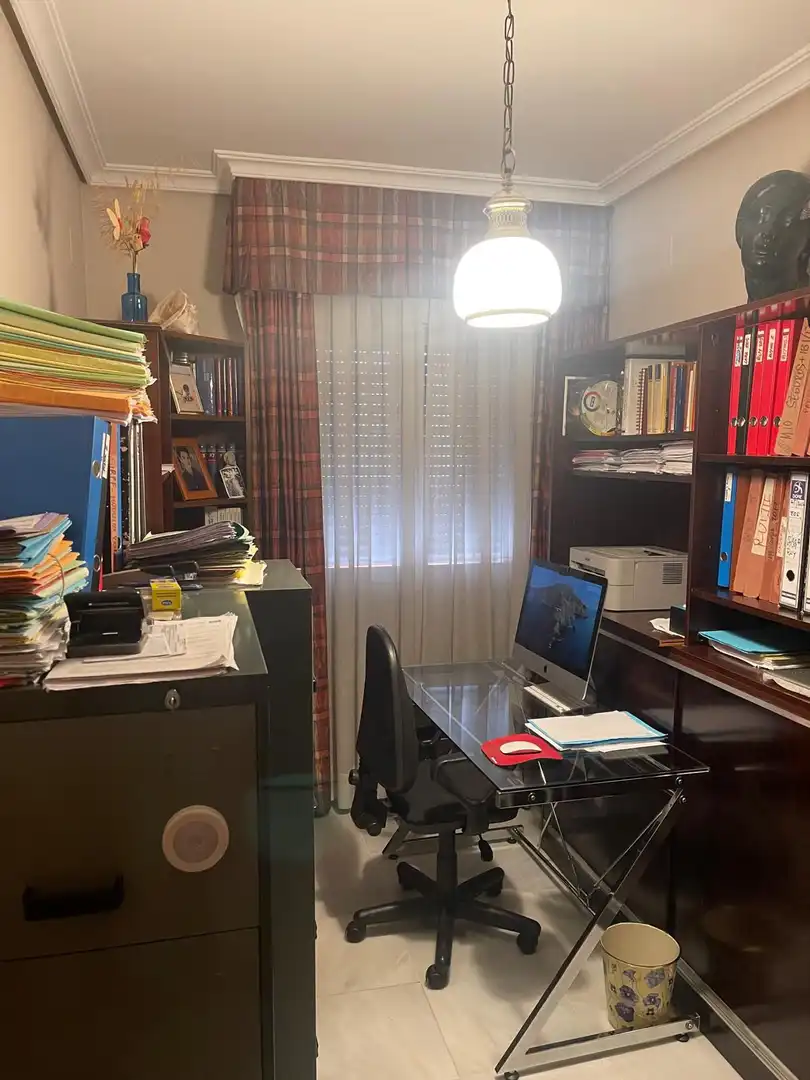 Wohnung zum Verkauf in Sevilla mit Abstellraum