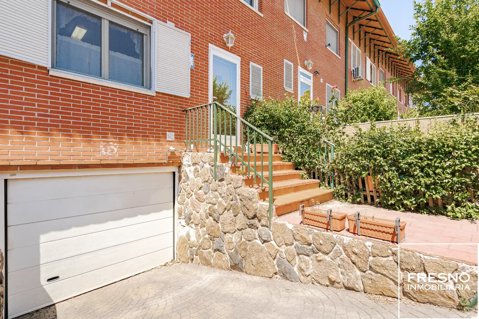 Vista exterior de Casa o chalet en venta en Cobeña con Aire acondicionado, Calefacción y Jardín privado