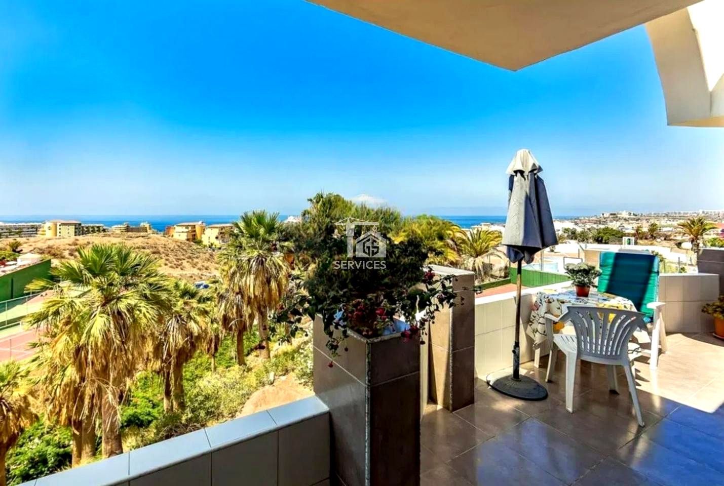 Vista exterior de Planta baja en venta en Adeje con Aire acondicionado, Terraza y Amueblado