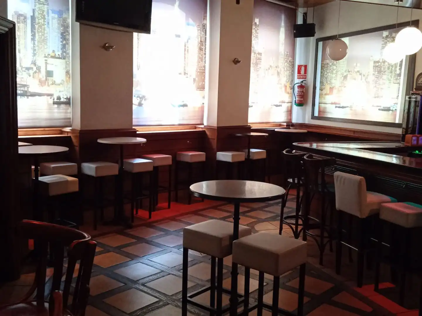 Local de lloguer en Alcorcón amb Aire condicionat