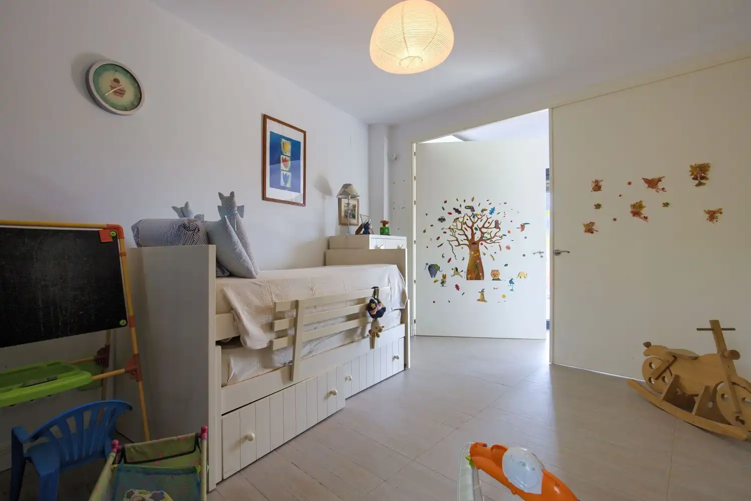 Bedroom of Country homes for sale in Jaraicejo  with Storage room and Community pool