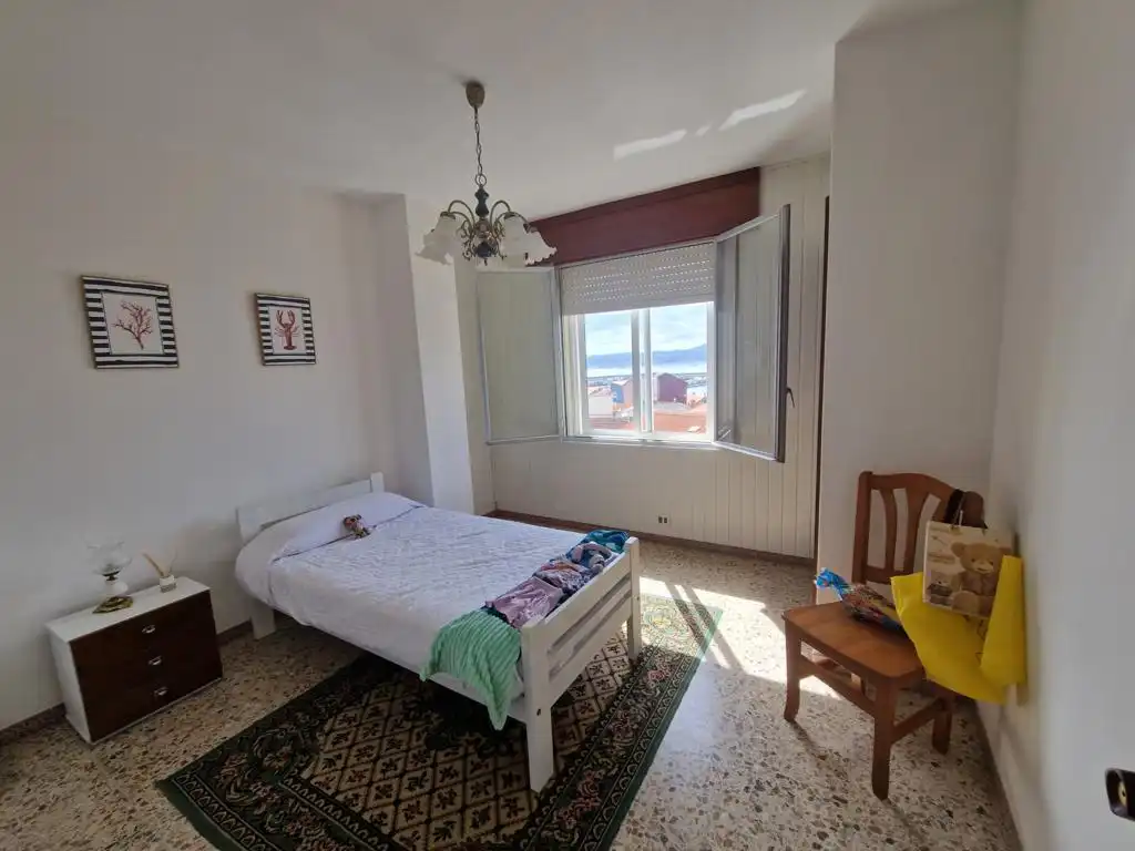 Habitación de Piso en venta en Boiro con Parquet, Trastero y Amueblado