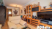 Living room of Single-family semi-detached for sale in Parets del Vallès  with Air Conditioner and Terrace