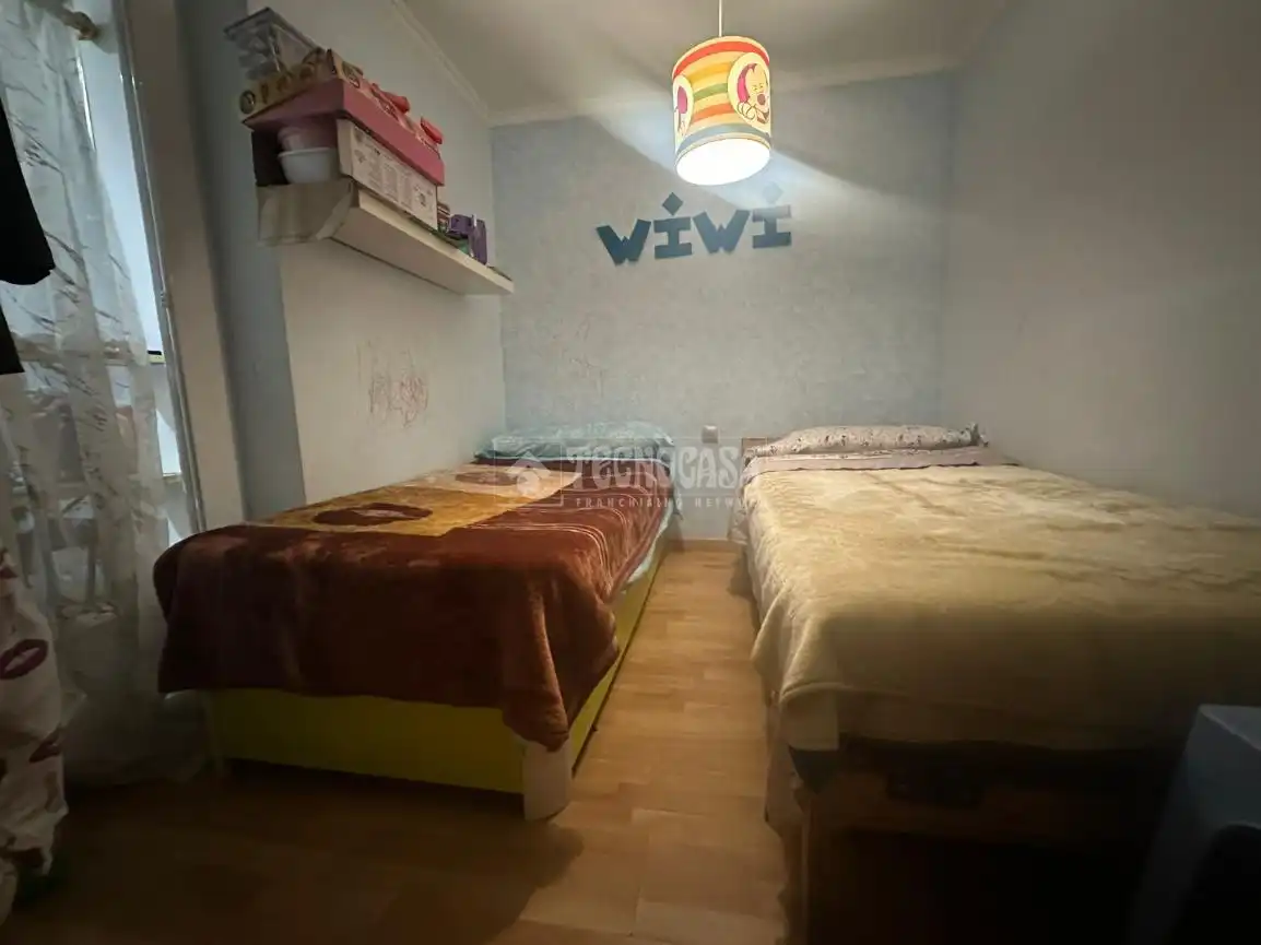 Habitación de Piso en venta en Barcelona con Aire acondicionado y Balcón