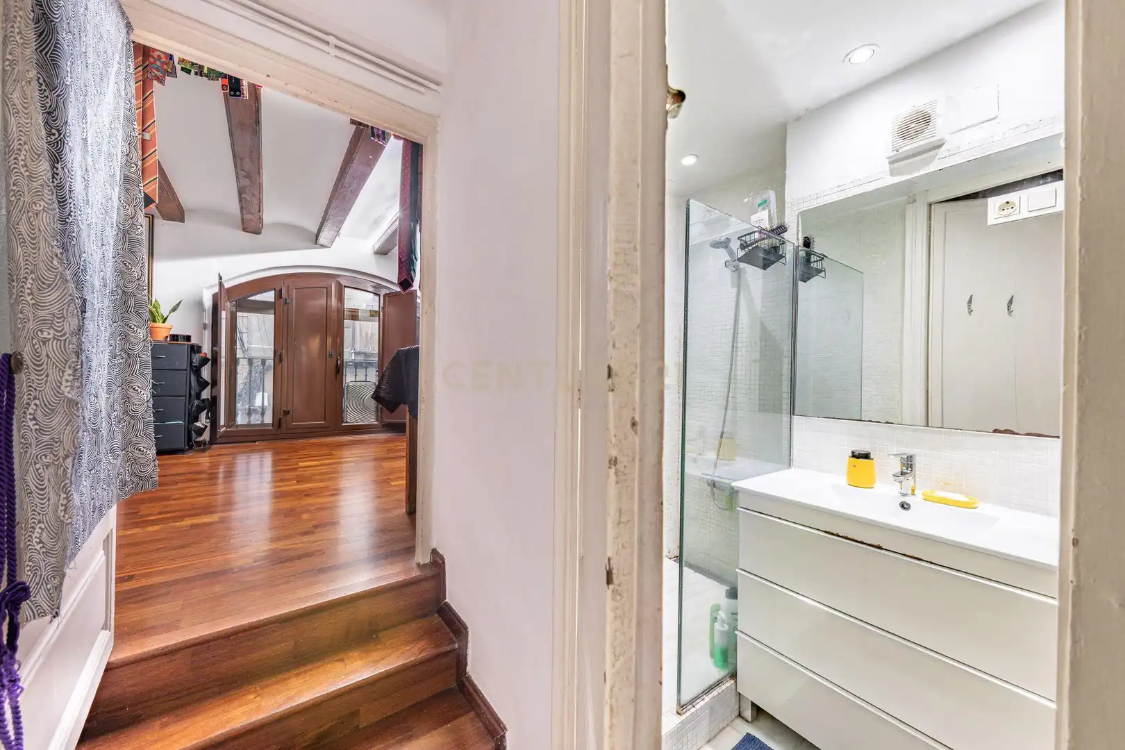 Apartments for sale in Barcelona  with Oven, Washing machine and Microwave
