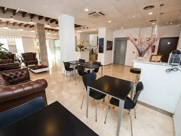 Business premises to rent in C. dels Quatre Cantons 18, imagen 5