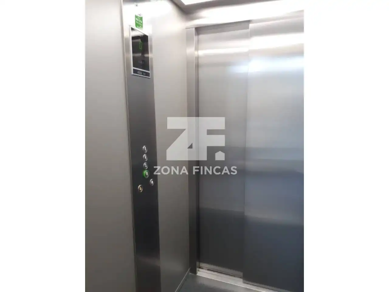 Piso en venta en Badalona con Aire acondicionado, Calefacción y Parquet