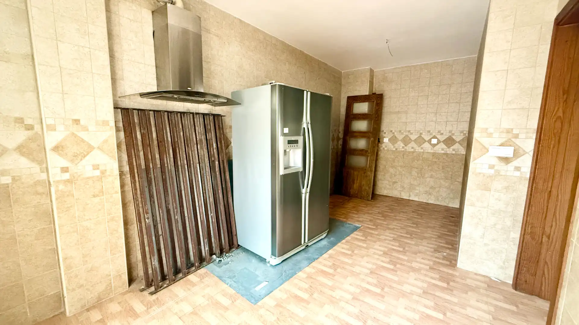Cuina de Casa o xalet en venda en Roquetas de Mar amb Terrassa