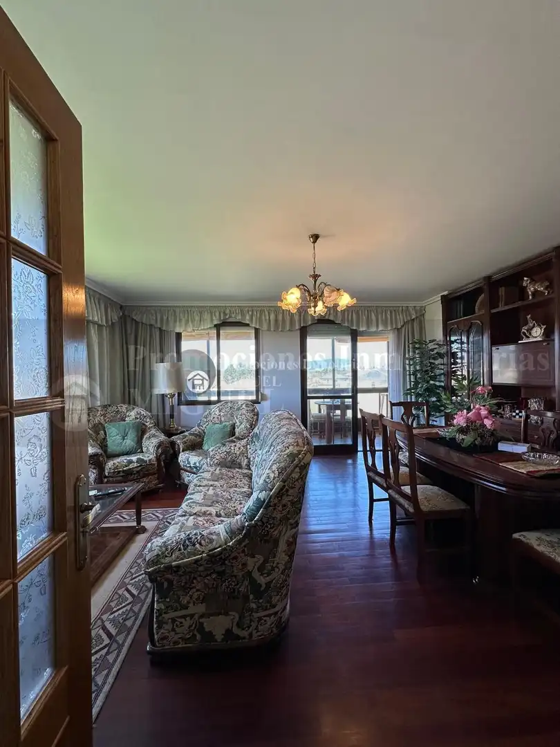Sala d'estar de Casa o xalet en venda en Verín